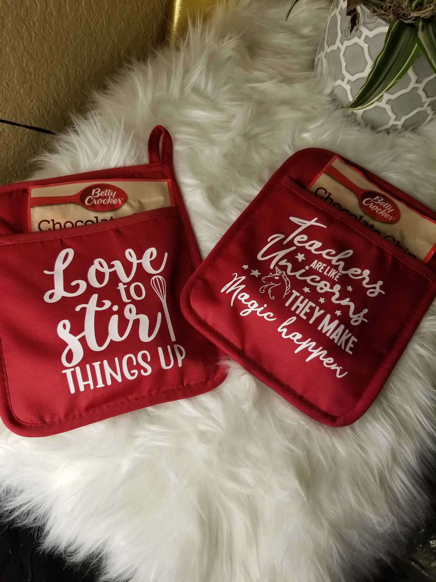 Teacher Appreciation Pot Holder – Funny Kitchen Gifts for Teachers